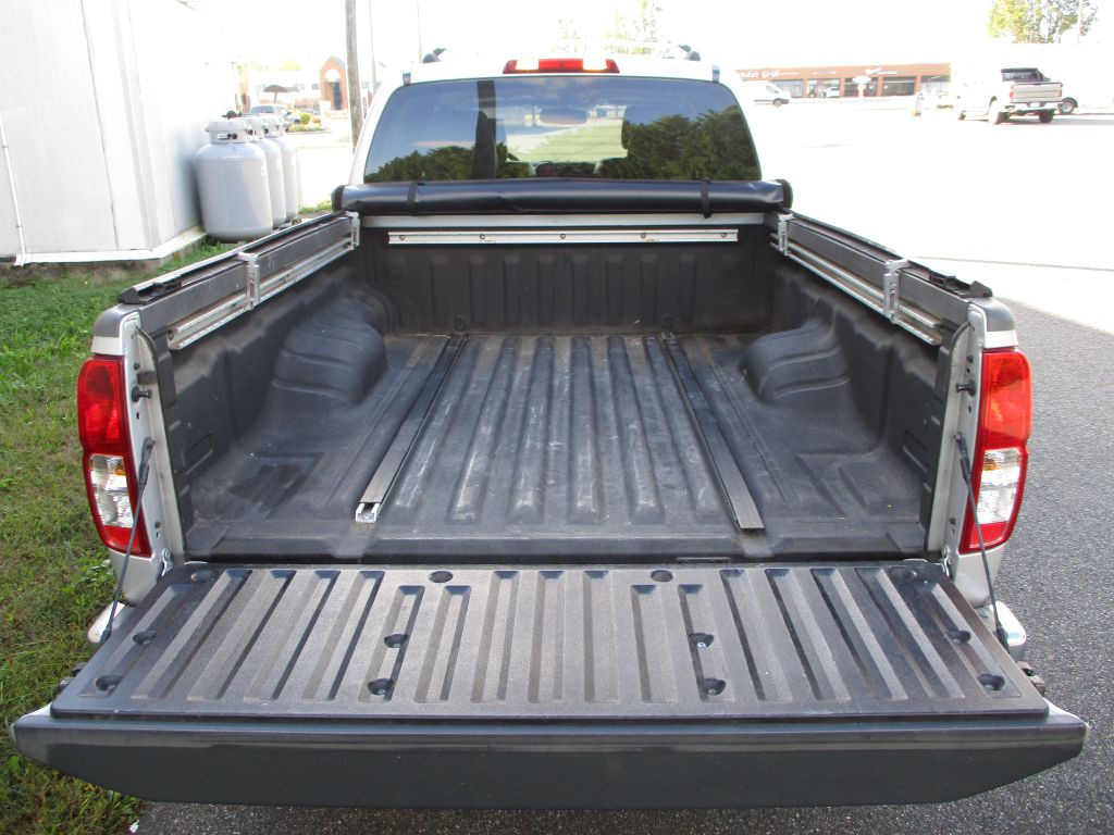 2013 Nissan Frontier Image 56
