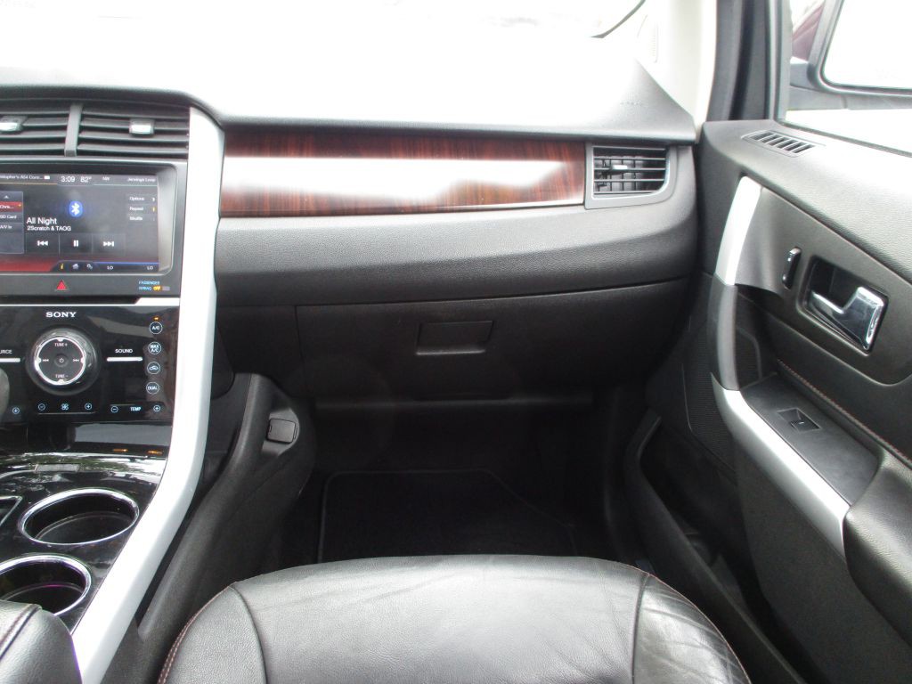 2011 Ford Edge Image 26