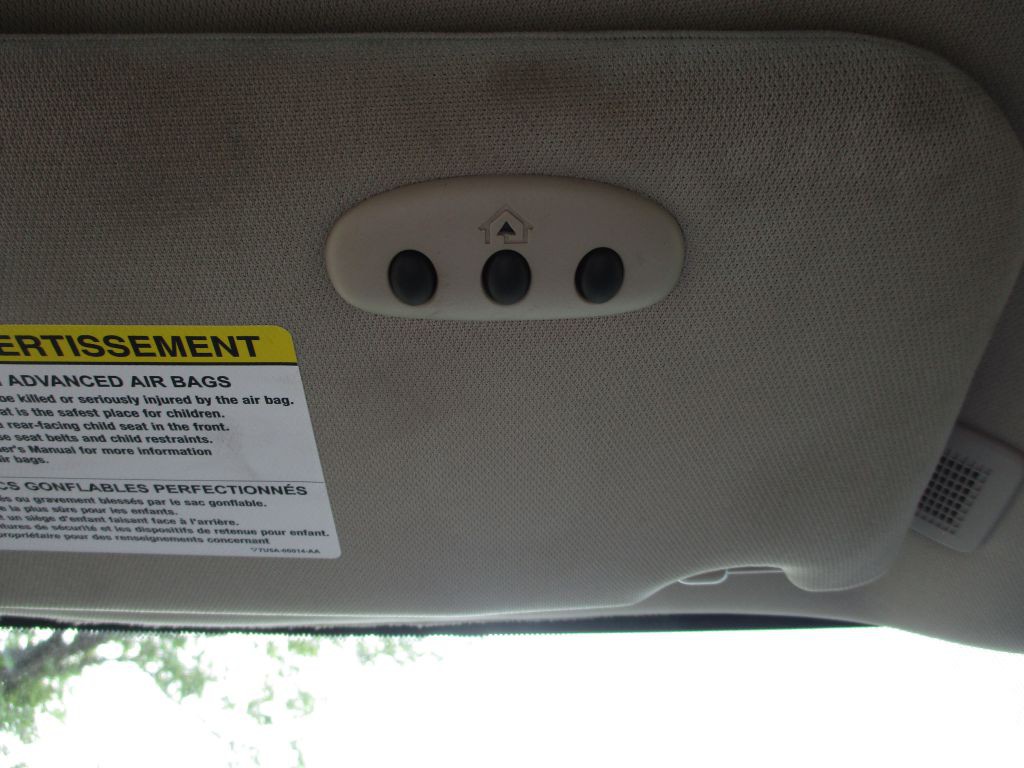 2011 Ford Edge Image 28