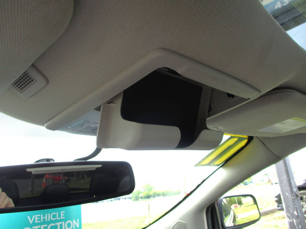 2011 Ford Edge Image 30
