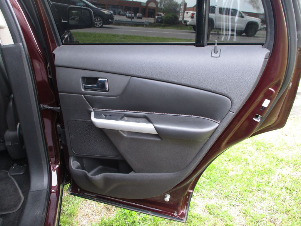 2011 Ford Edge Image 63