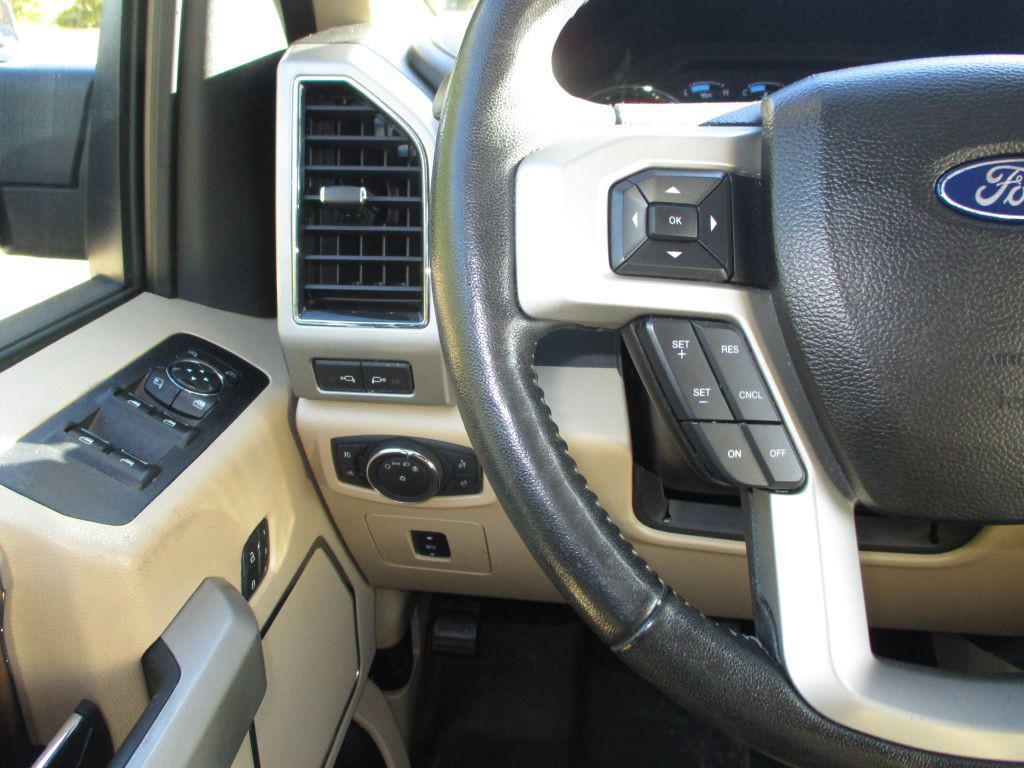 2017 Ford F-150 Image 25