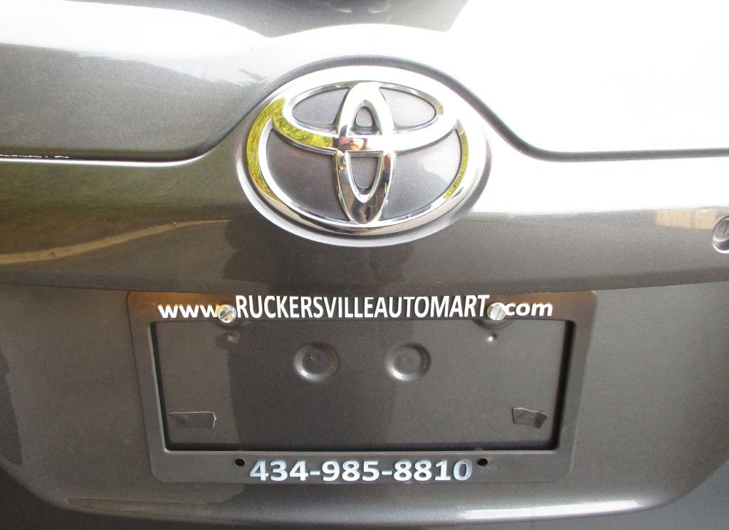 2013 Toyota Corolla Image 13