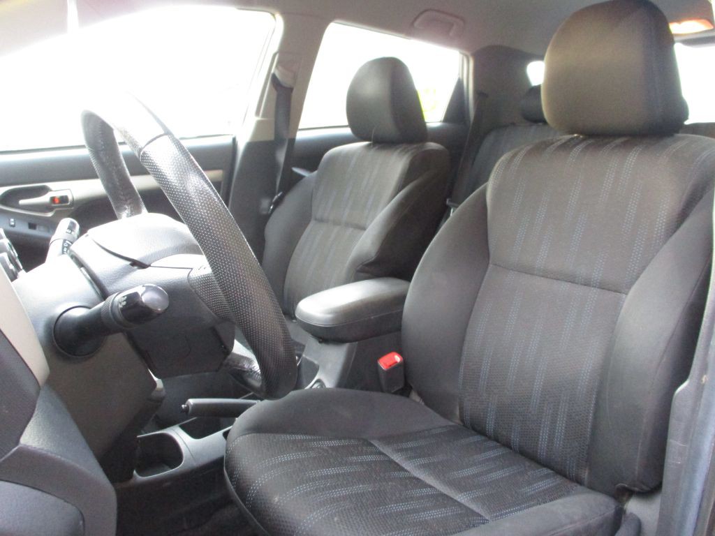 2013 Toyota Corolla Image 19