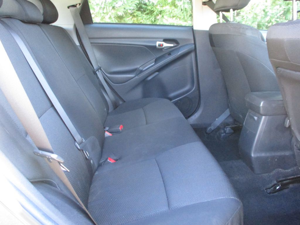 2013 Toyota Corolla Image 27