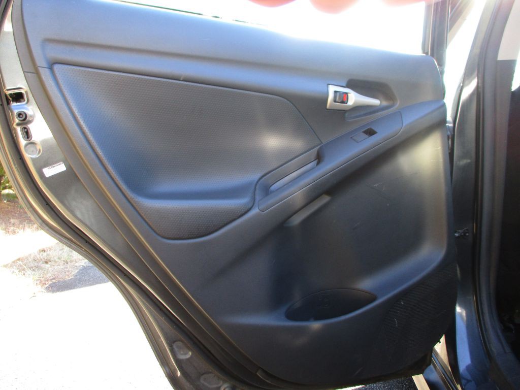 2013 Toyota Corolla Image 30