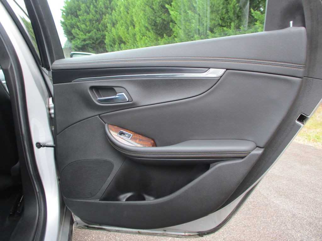 2014 Chevrolet Impala Image 22