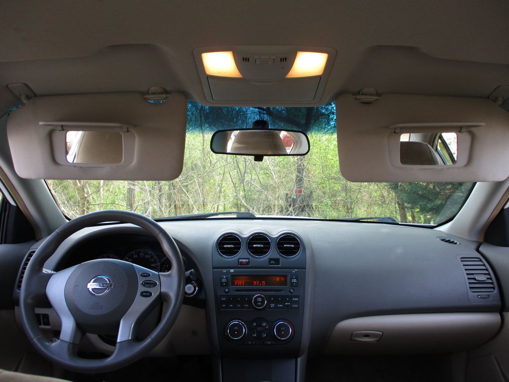 2010 Nissan Altima Image 20