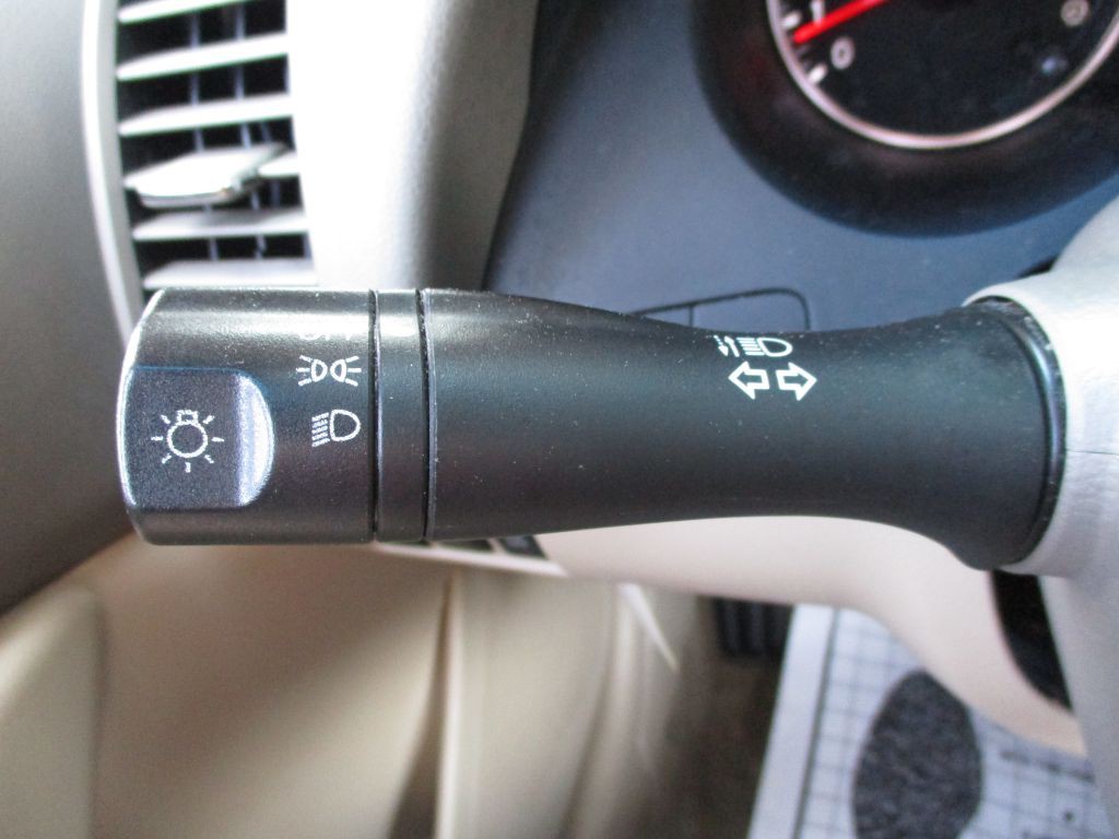 2010 Nissan Altima Image 35