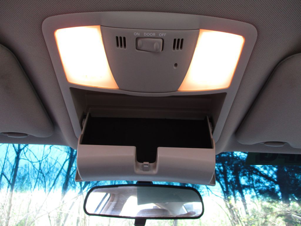 2010 Nissan Altima Image 39