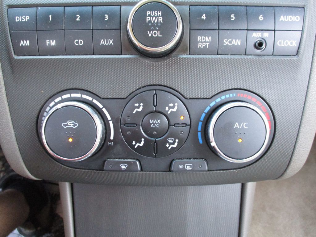 2010 Nissan Altima Image 41