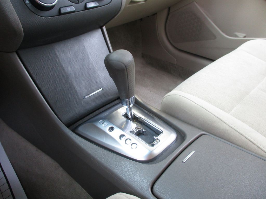 2010 Nissan Altima Image 42