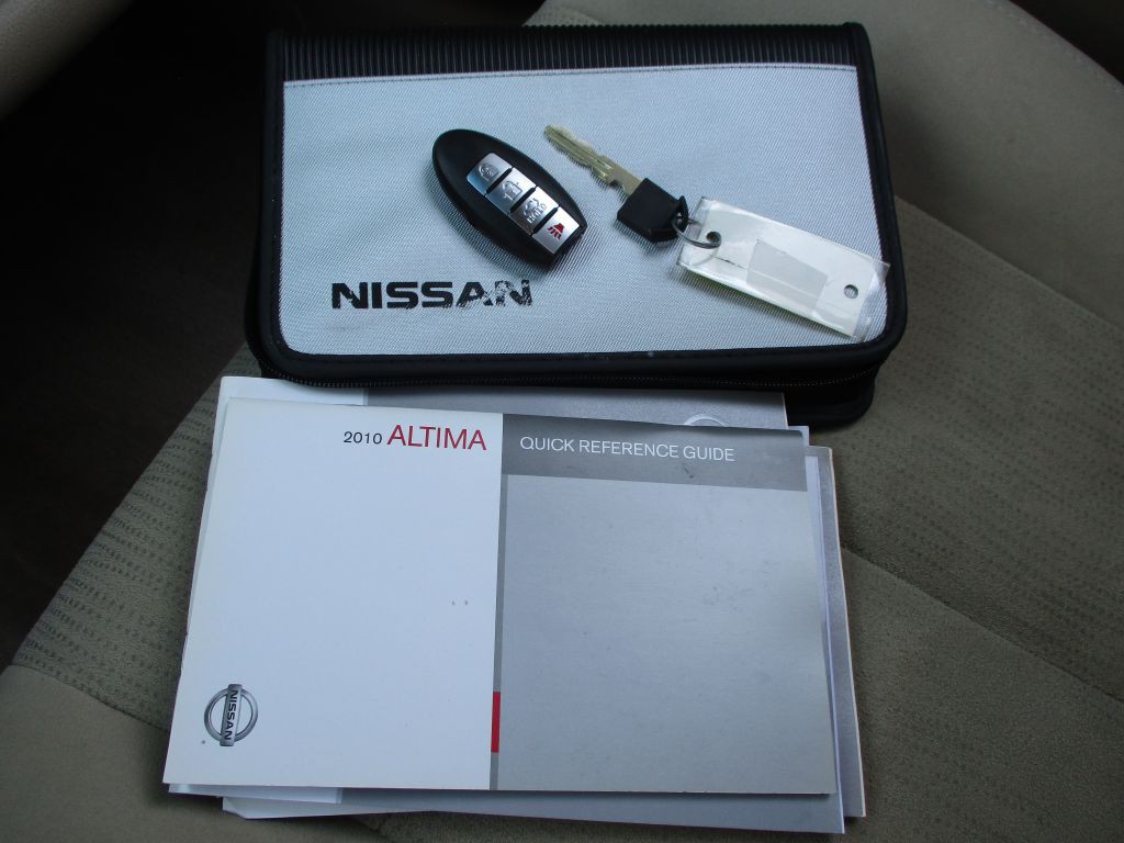 2010 Nissan Altima Image 47