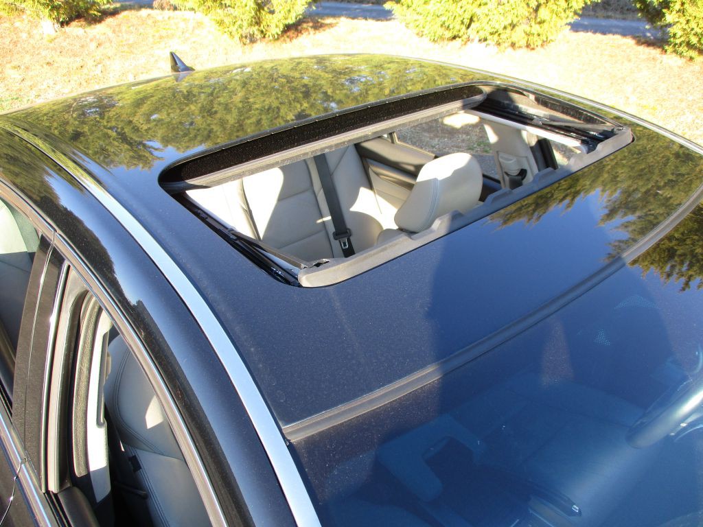 2012 Acura TL Image 9