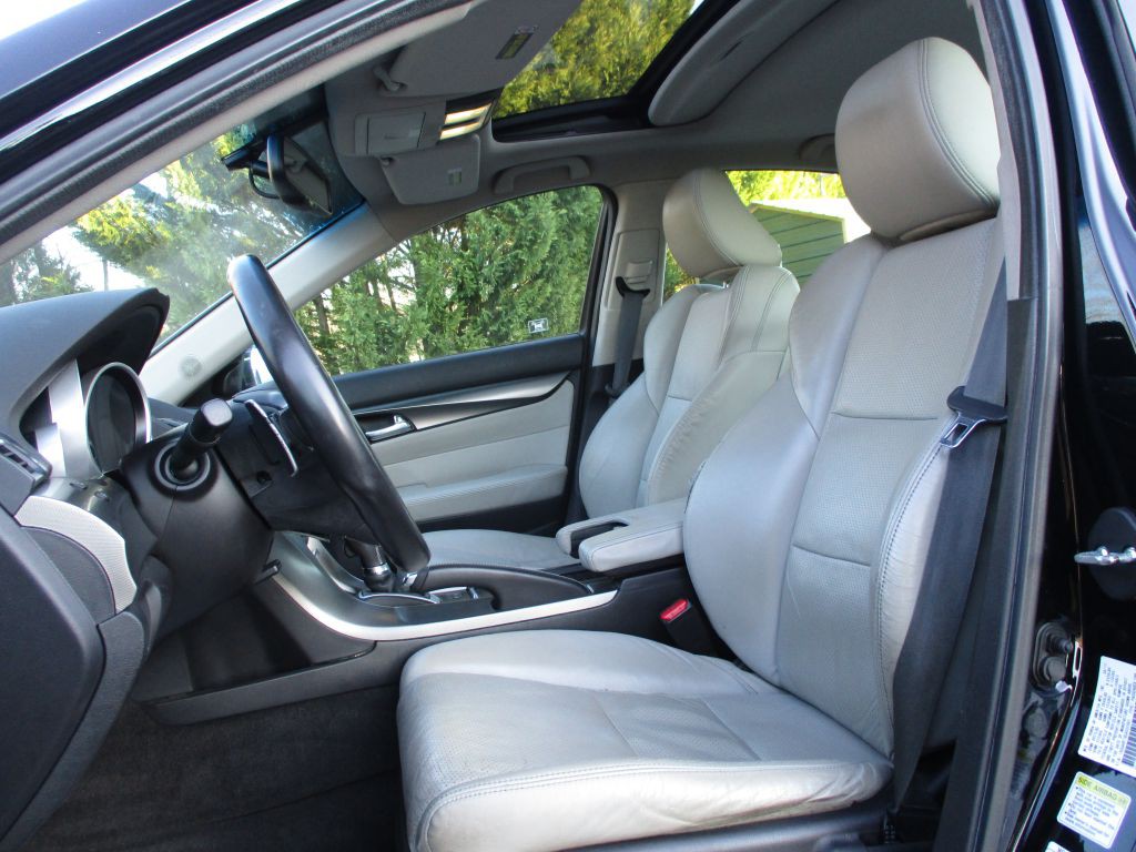 2012 Acura TL Image 17