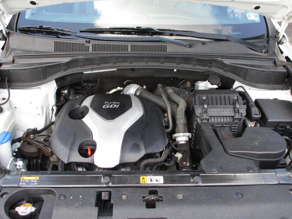 2013 Hyundai Santa Fe Sport Image 18