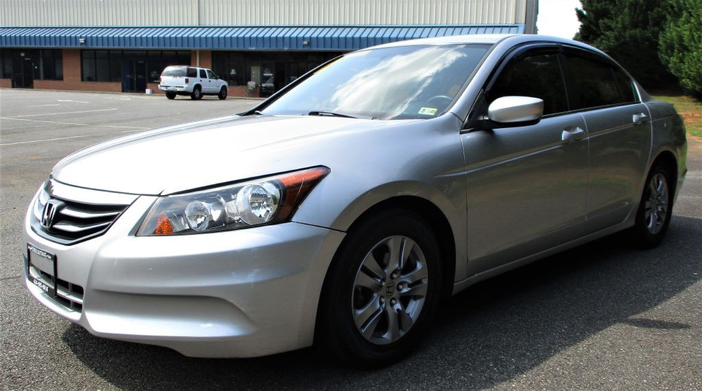 2012 Honda Accord Image 3