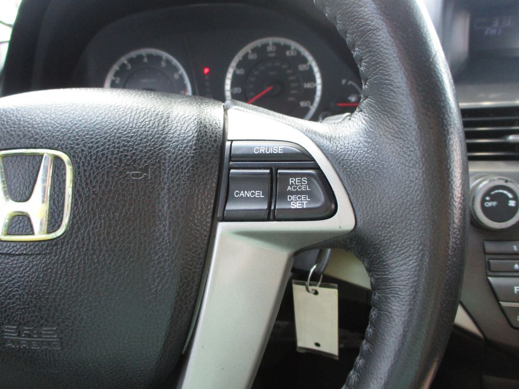 2012 Honda Accord Image 25