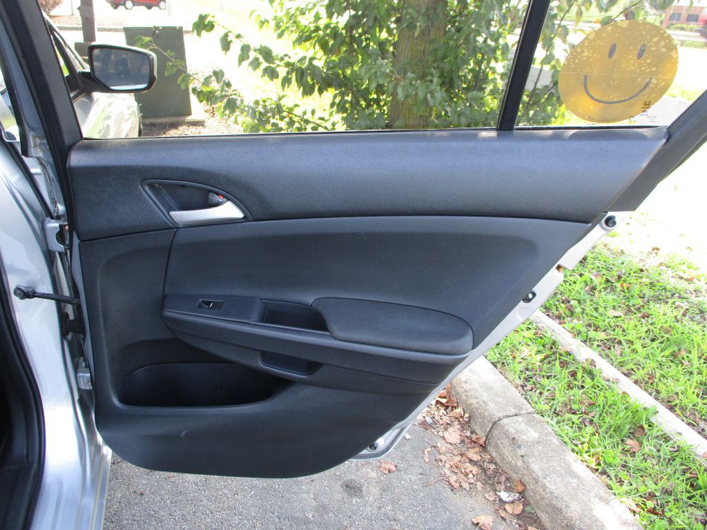 2012 Honda Accord Image 45