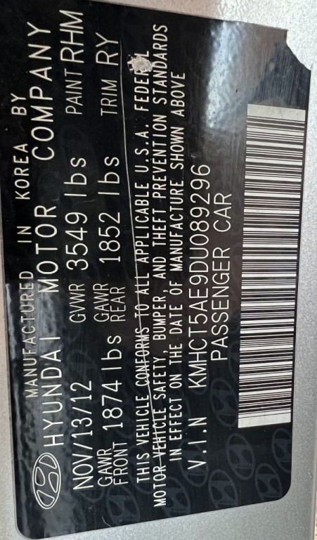 2013 Hyundai Accent Image 23