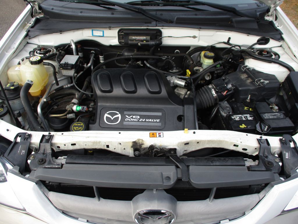 2003 Mazda Tribute Image 12