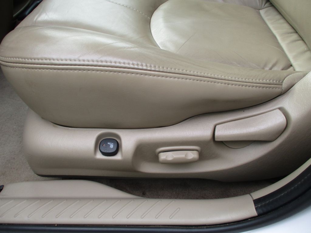 2003 Mazda Tribute Image 18