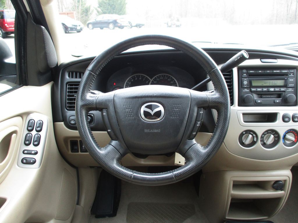 2003 Mazda Tribute Image 20