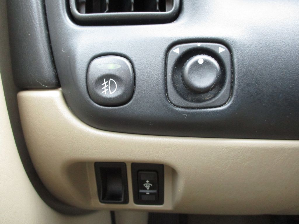 2003 Mazda Tribute Image 24