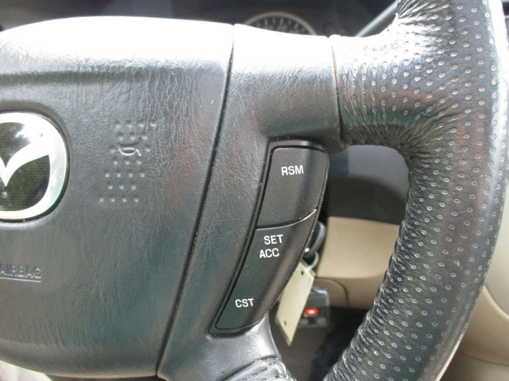 2003 Mazda Tribute Image 25