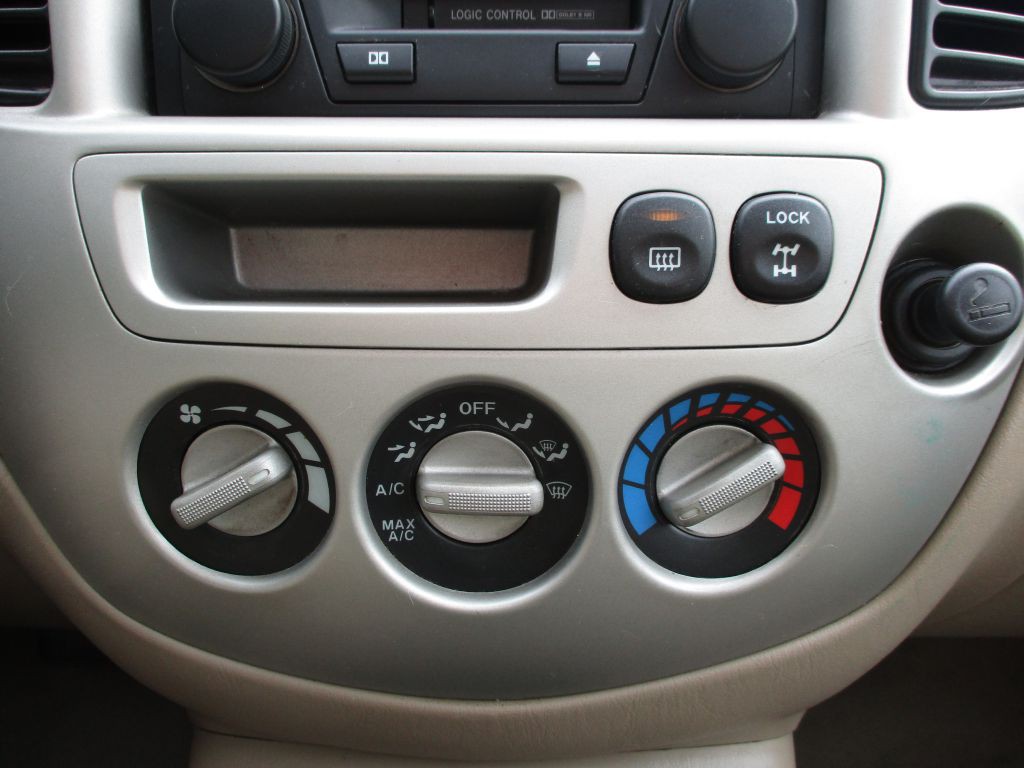 2003 Mazda Tribute Image 33