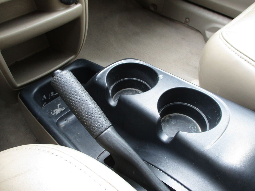 2003 Mazda Tribute Image 35