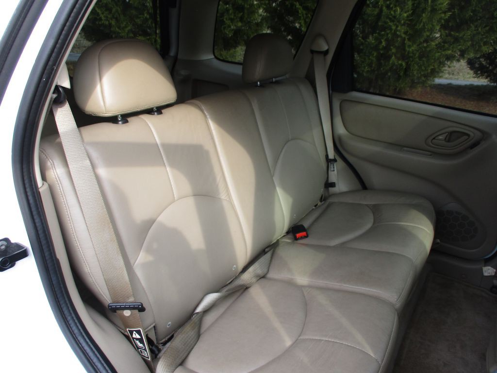 2003 Mazda Tribute Image 44