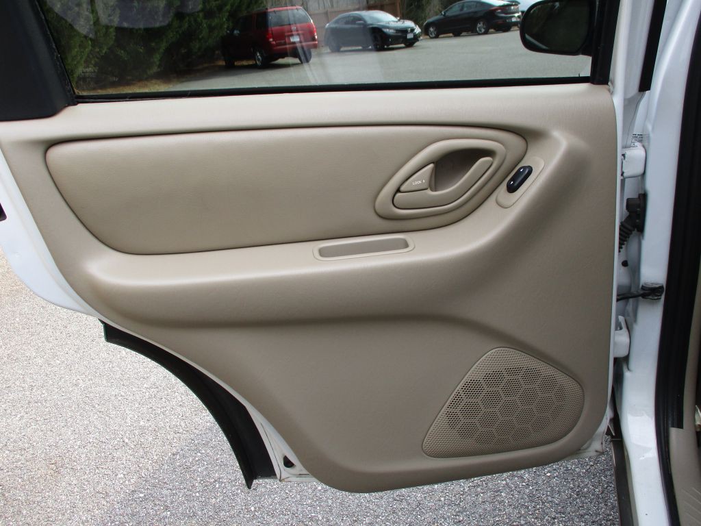 2003 Mazda Tribute Image 45