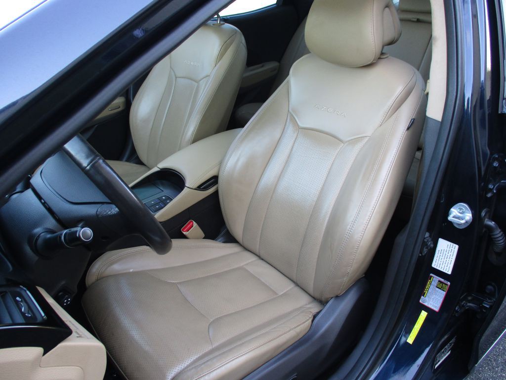 2013 Hyundai Azera Image 17