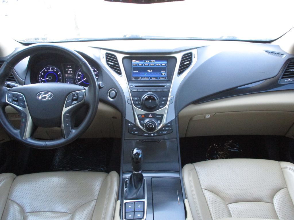 2013 Hyundai Azera Image 24