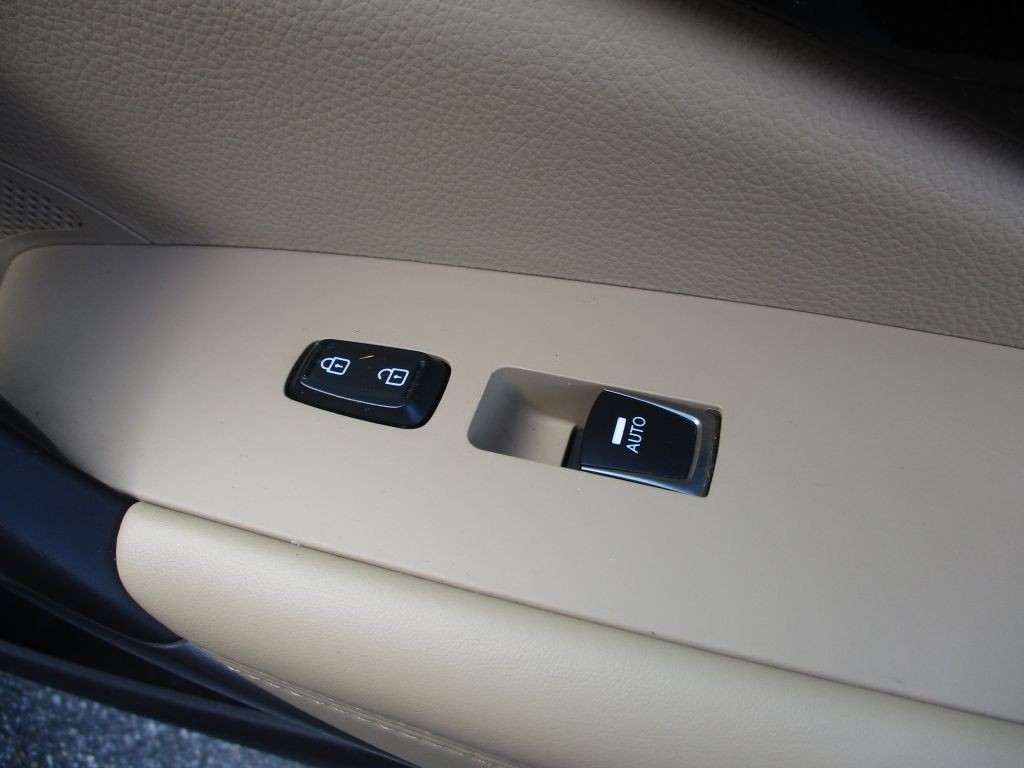 2013 Hyundai Azera Image 50