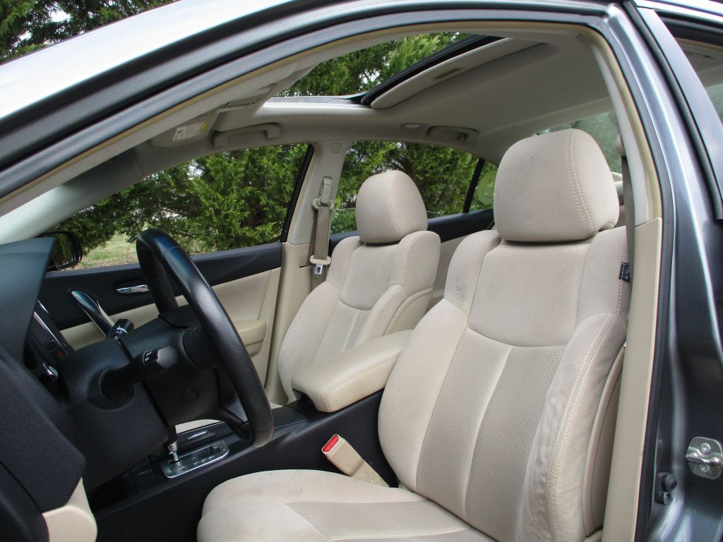 2014 Nissan Maxima Image 24