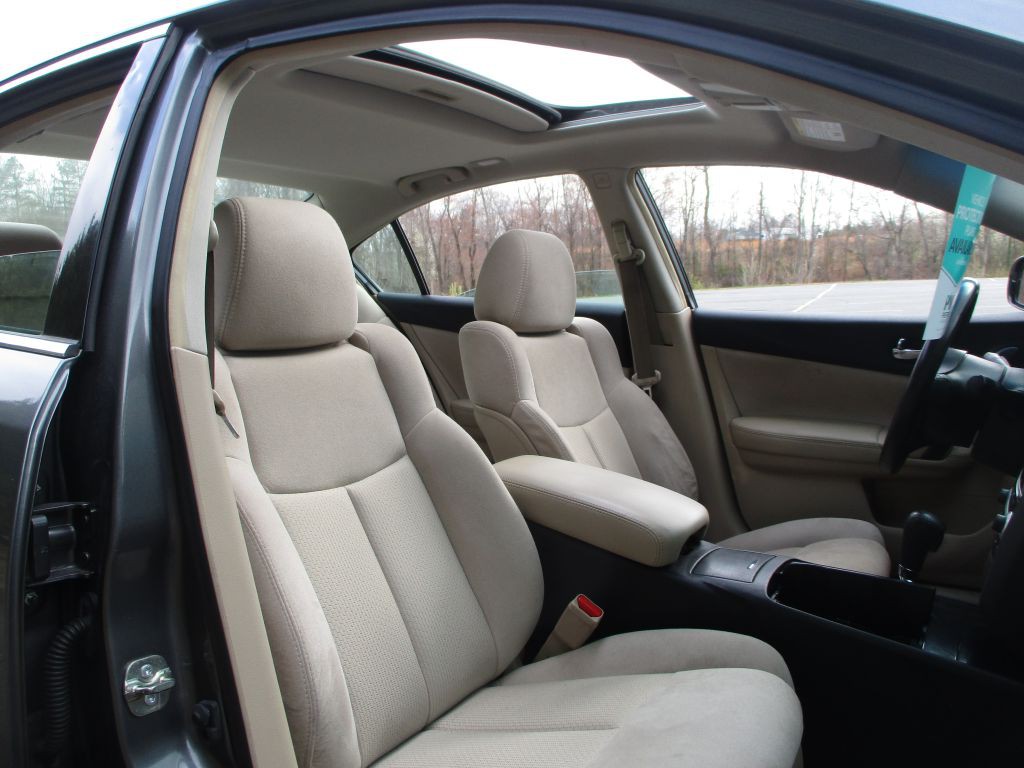 2014 Nissan Maxima Image 37
