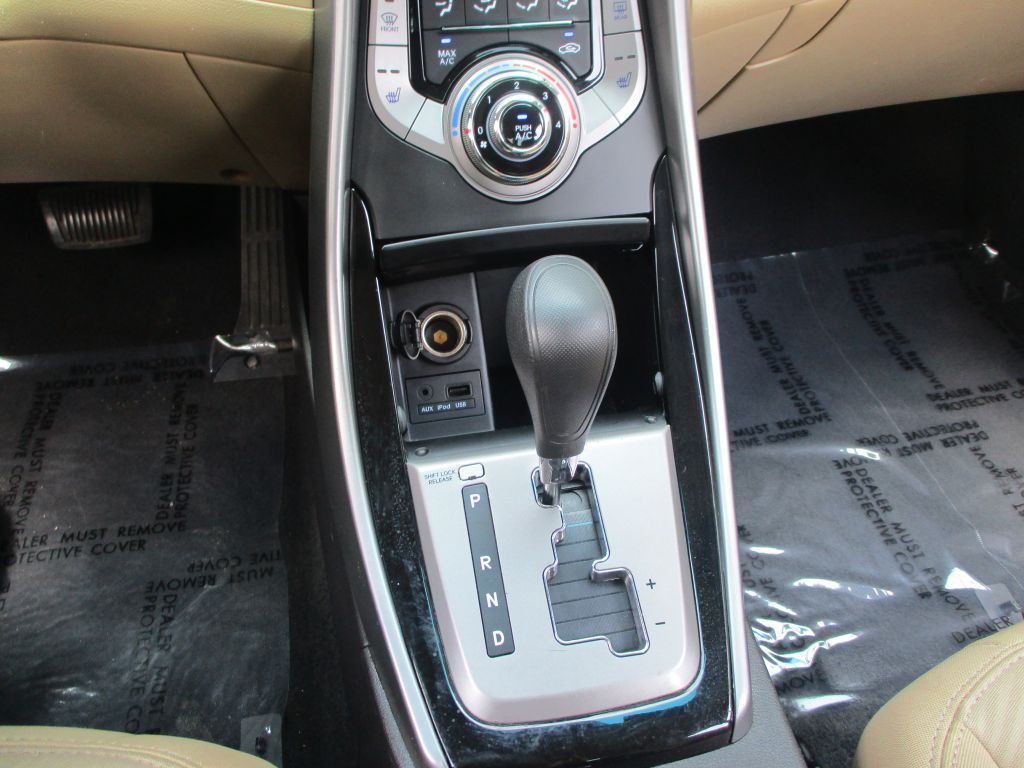 2013 Hyundai Elantra Image 33