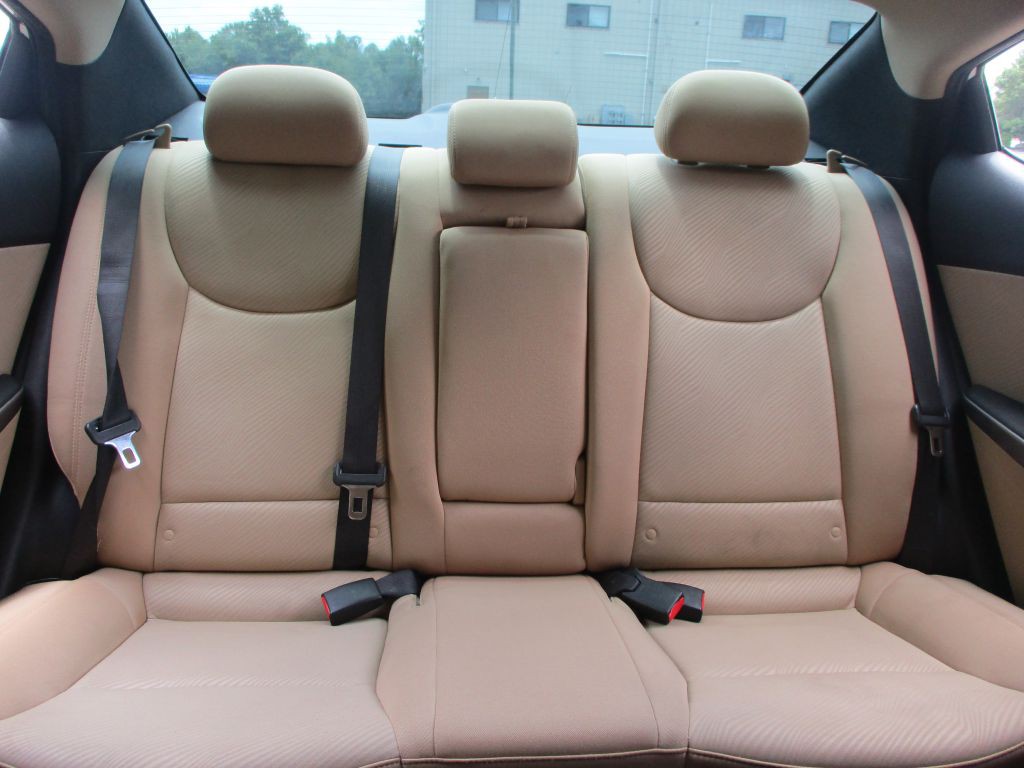 2013 Hyundai Elantra Image 41