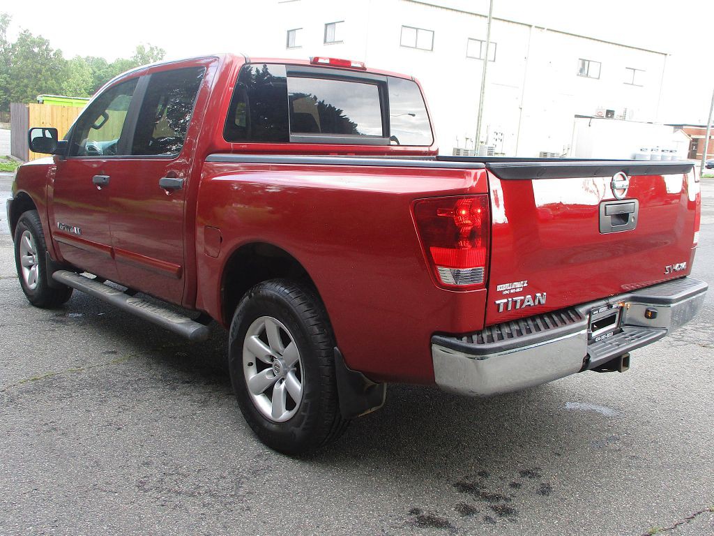 2013 Nissan Titan Image 5