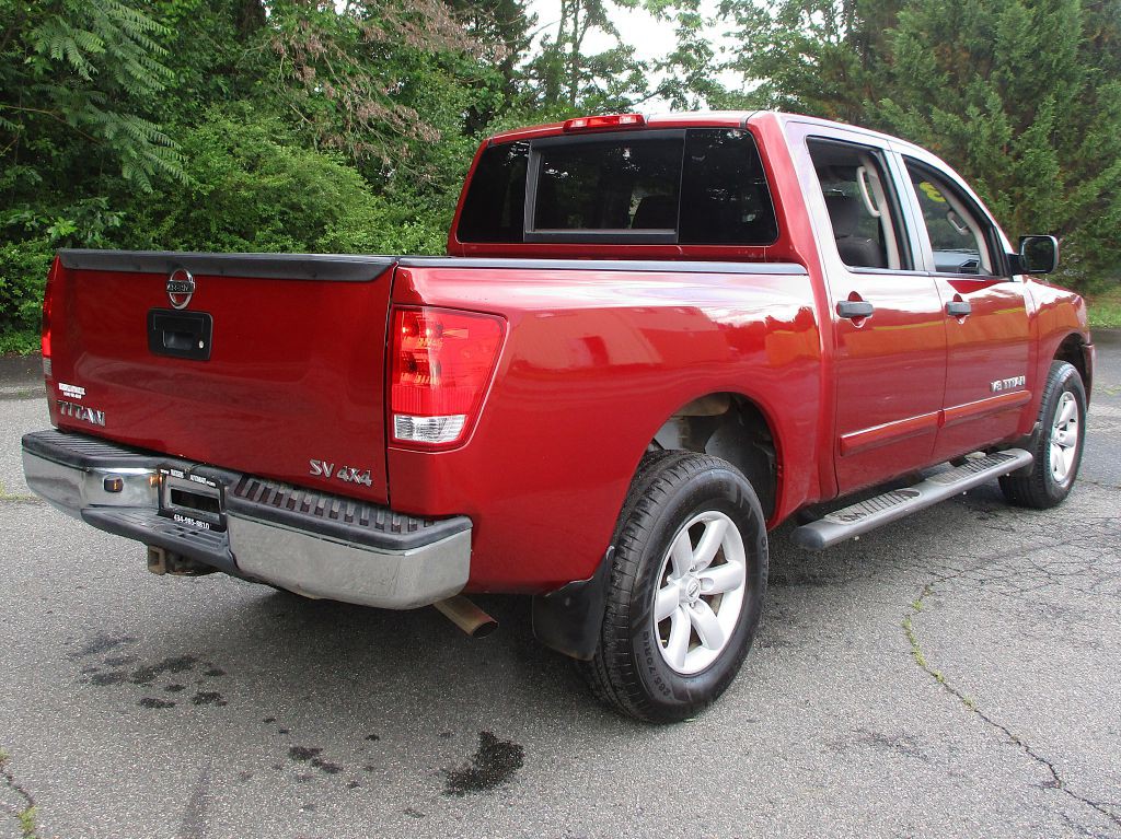 2013 Nissan Titan Image 7