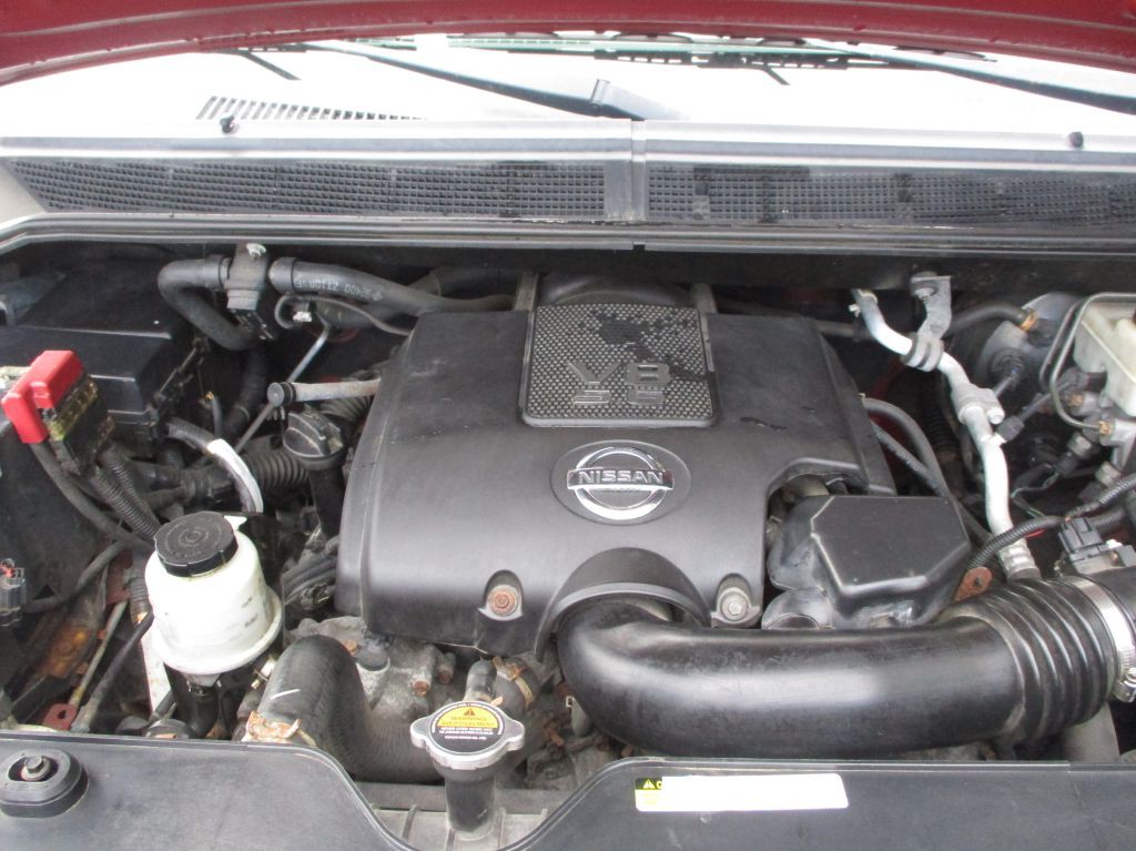 2013 Nissan Titan Image 12