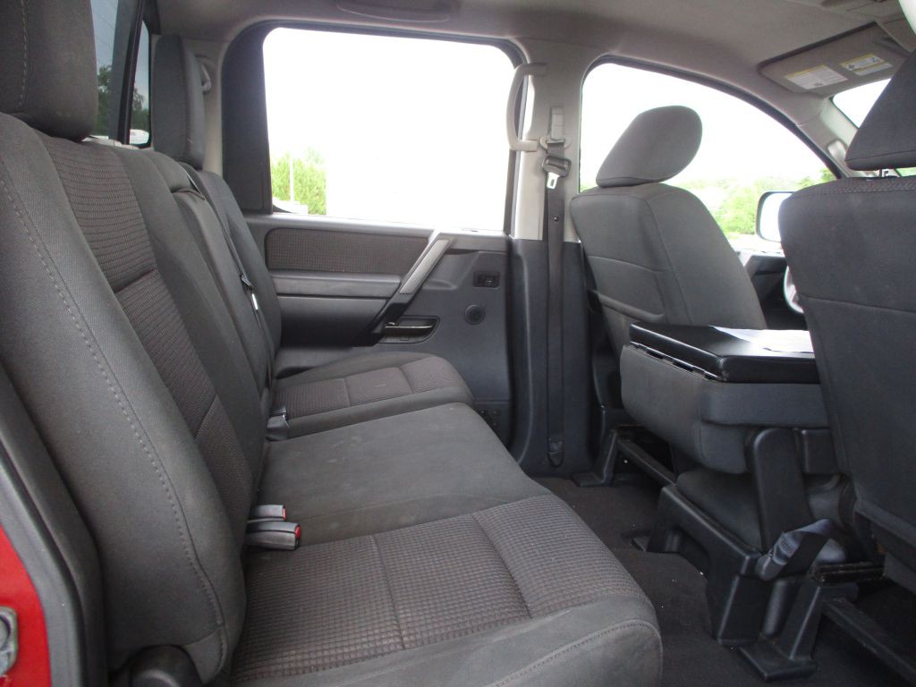 2013 Nissan Titan Image 54