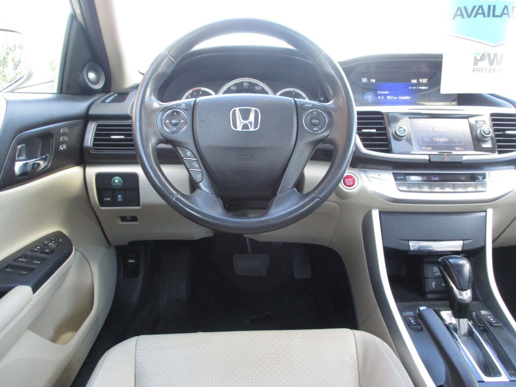 2014 Honda Accord Image 18
