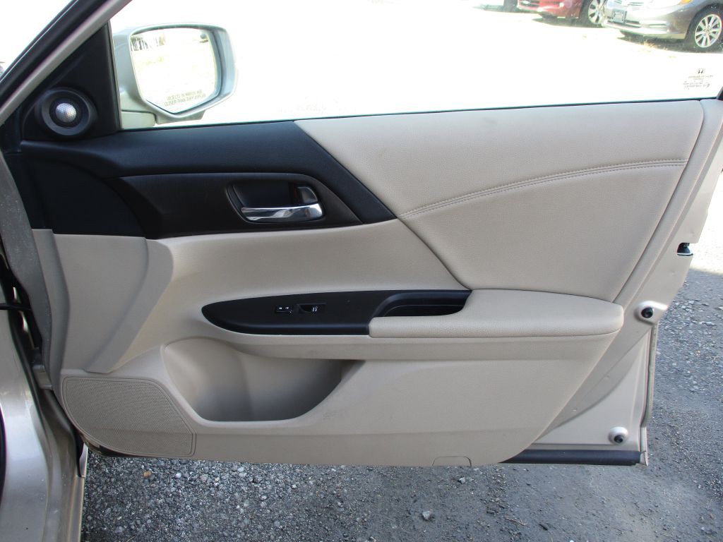 2014 Honda Accord Image 38