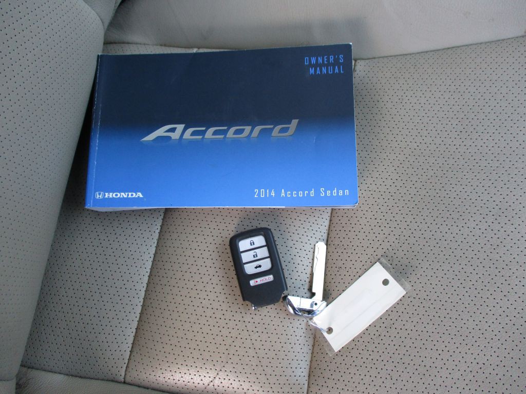 2014 Honda Accord Image 43