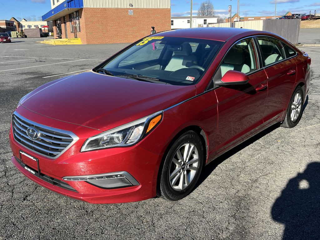 2015 Hyundai Sonata Image 3