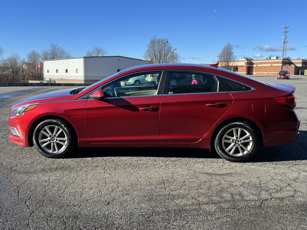 2015 Hyundai Sonata Image 4