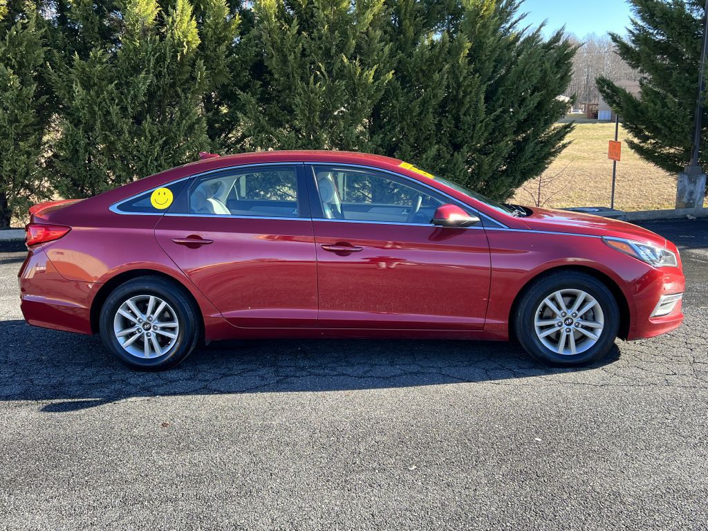 2015 Hyundai Sonata Image 9
